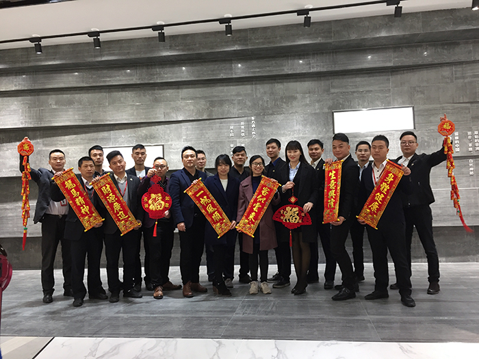 20180129103139250 九洲国际官网2017年终总结暨赞美大会盛大召开